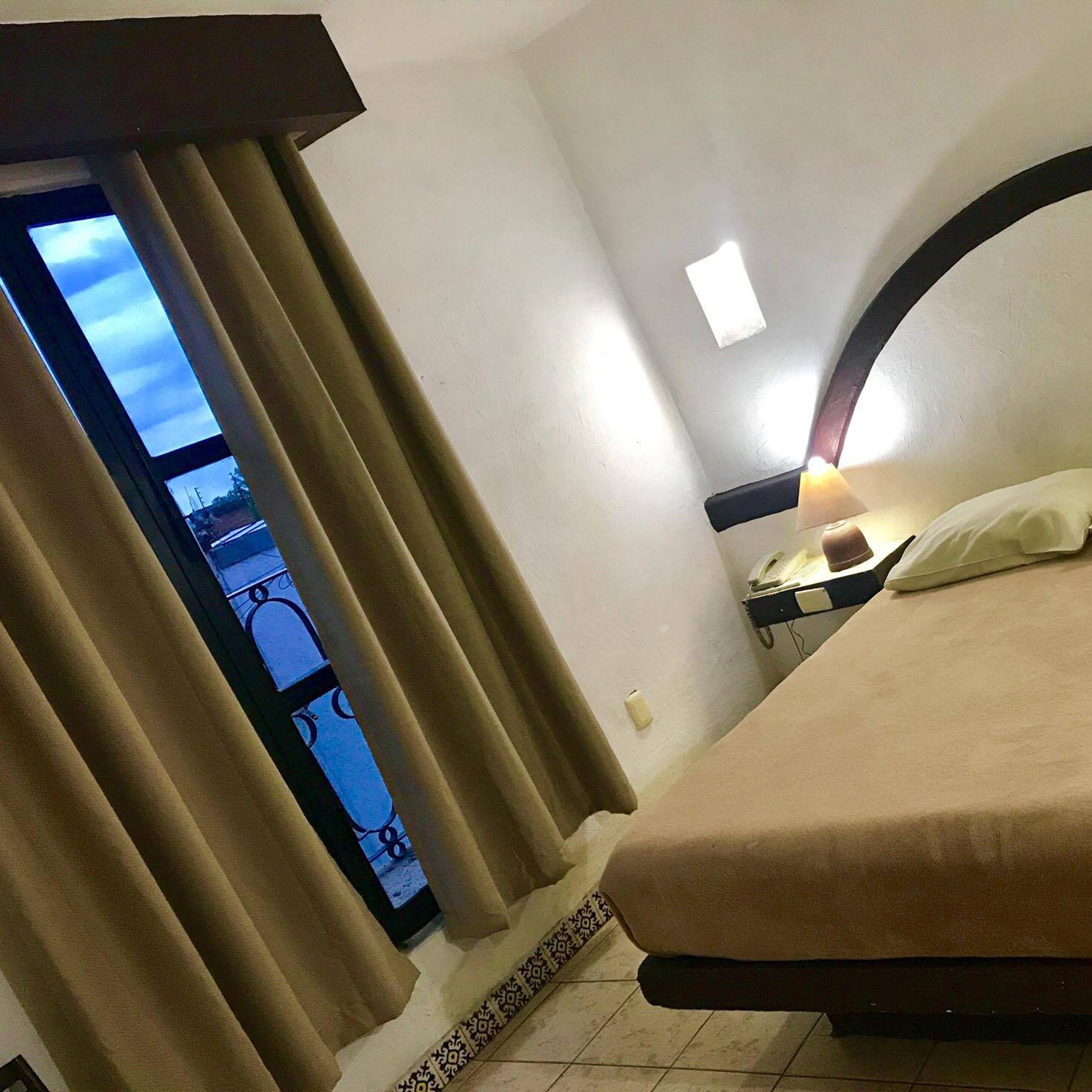 Hotel Plaza Морелія Екстер'єр фото